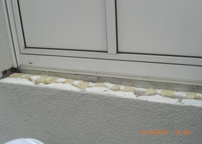 Entnahme Fensterbrett für Abdichtungsarbeiten Berlin