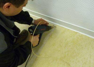 Bodenverlegearbeiten nach einem Wasserschaden in Berlin