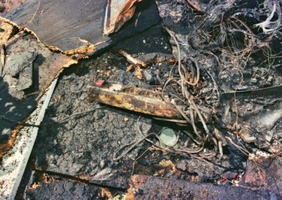 Verbrannte Kabel Steckdosen nach einem Brand