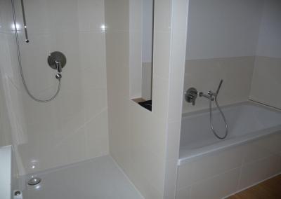 Fliesenverlegearbeiten nach Wasserschaden in Brandenburg