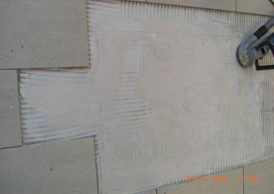 Abschleifen von Altresten Kleber Bodenfliesen im Gewerbe Brandenburg