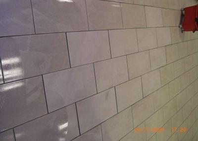 Fertigstellung von Bodenfliesenerneuerung im Gewerbe in Berlin