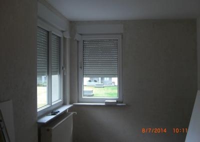 Tapete entfernen im Zimmer