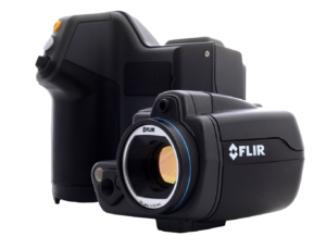 Bauthermografie und Gebäudethermografie mit Wärmebildkamera FLIR T440bx