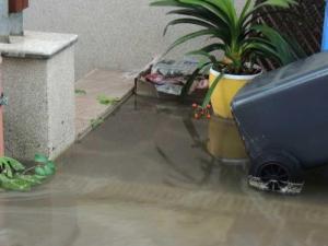 Wasserschaden Überschwemmung - Kellertreppe aussen in Brandenburg 