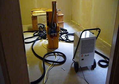 Notdienst nach einer Überschwemmung im WC Wasserschaden Berlin